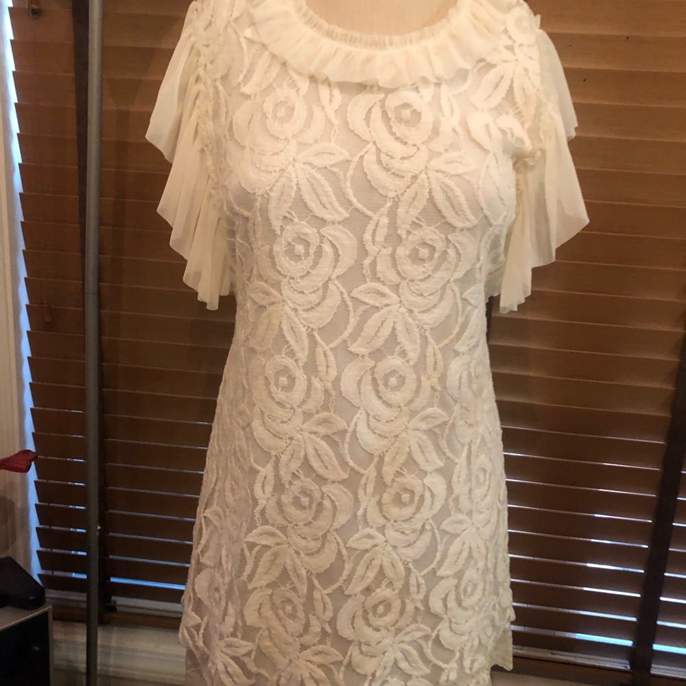 ‼️‼️Sale‼️‼️Hot & Delicious Beautiful Lace Dress - Picture 3 of 10